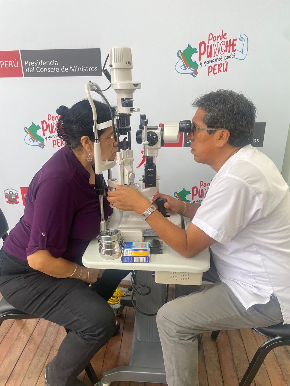 Evaluación ocular realizada por el equipo profesional de Calidad Visual